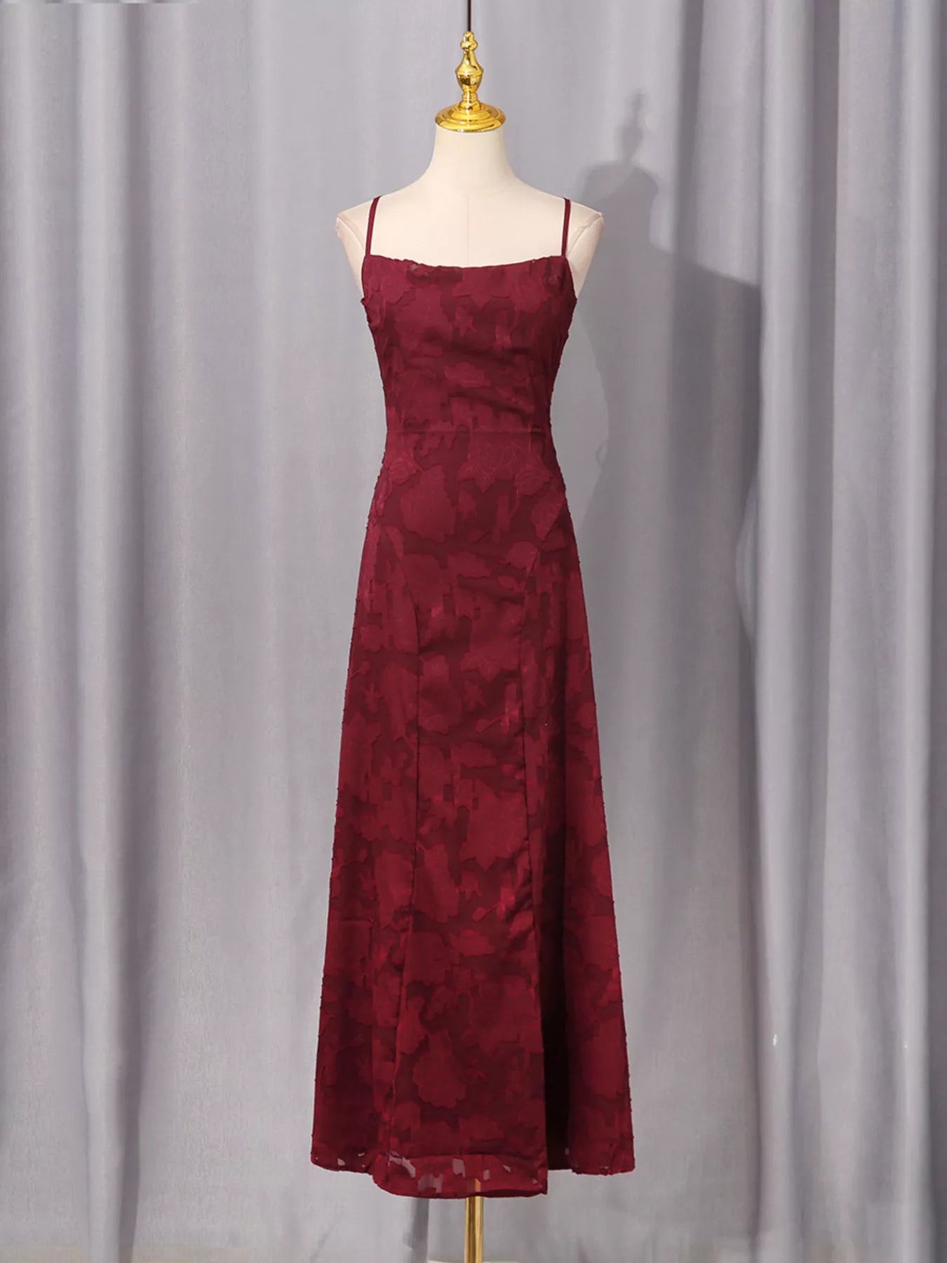 Lace Spaghetti Strap Maxi Dress-Nordavory