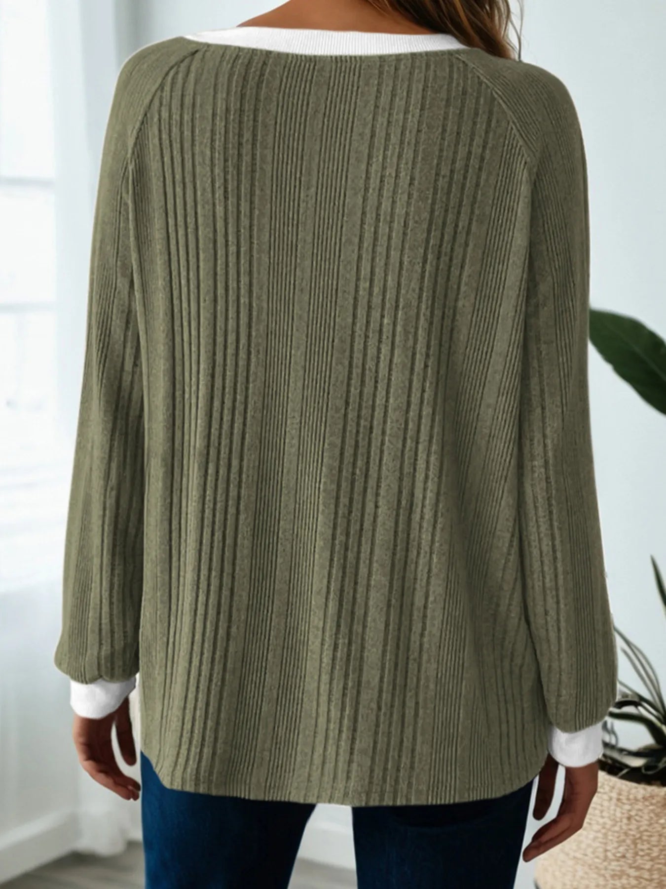 Ribbed Contrast Cuffed Round Neck Long Sleeve T Shirt-Nordavory