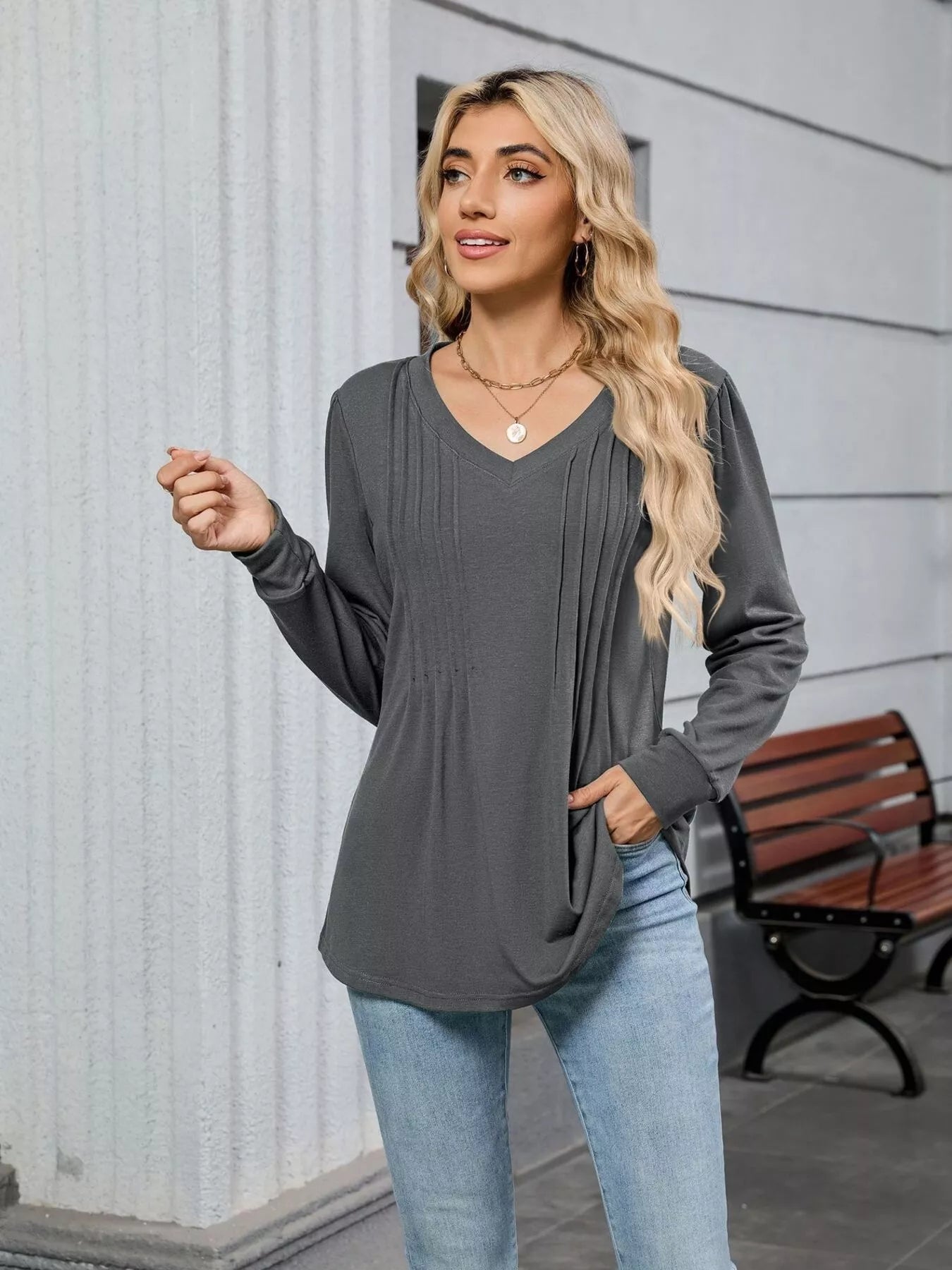 V-Neck Long Sleeve Relaxed Fit T-Shirt-Nordavory
