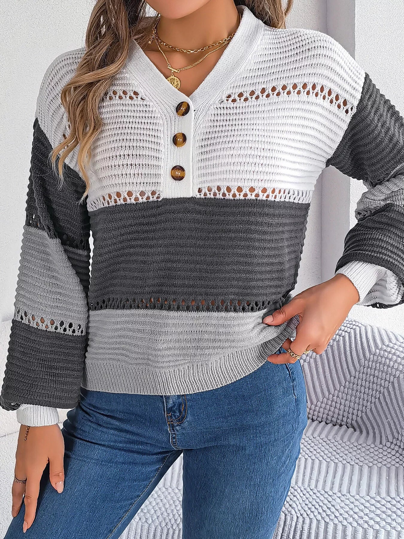 Color Block Striped V-Neck Button Detail Sweater-Nordavory