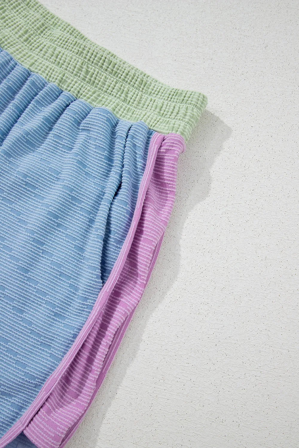 Contrast Round Neck Top and Shorts Set-Nordavory