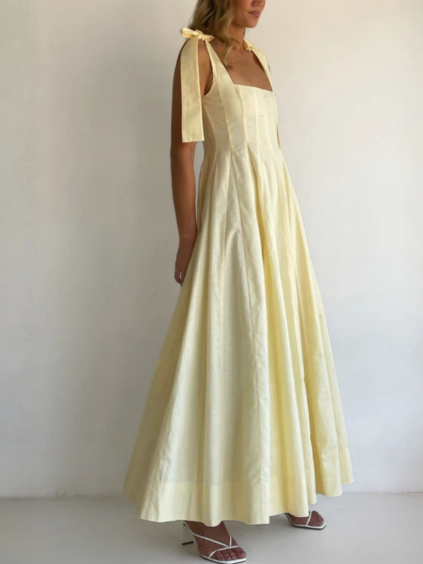 Gradient Tie Shoulder Maxi Dress-Nordavory