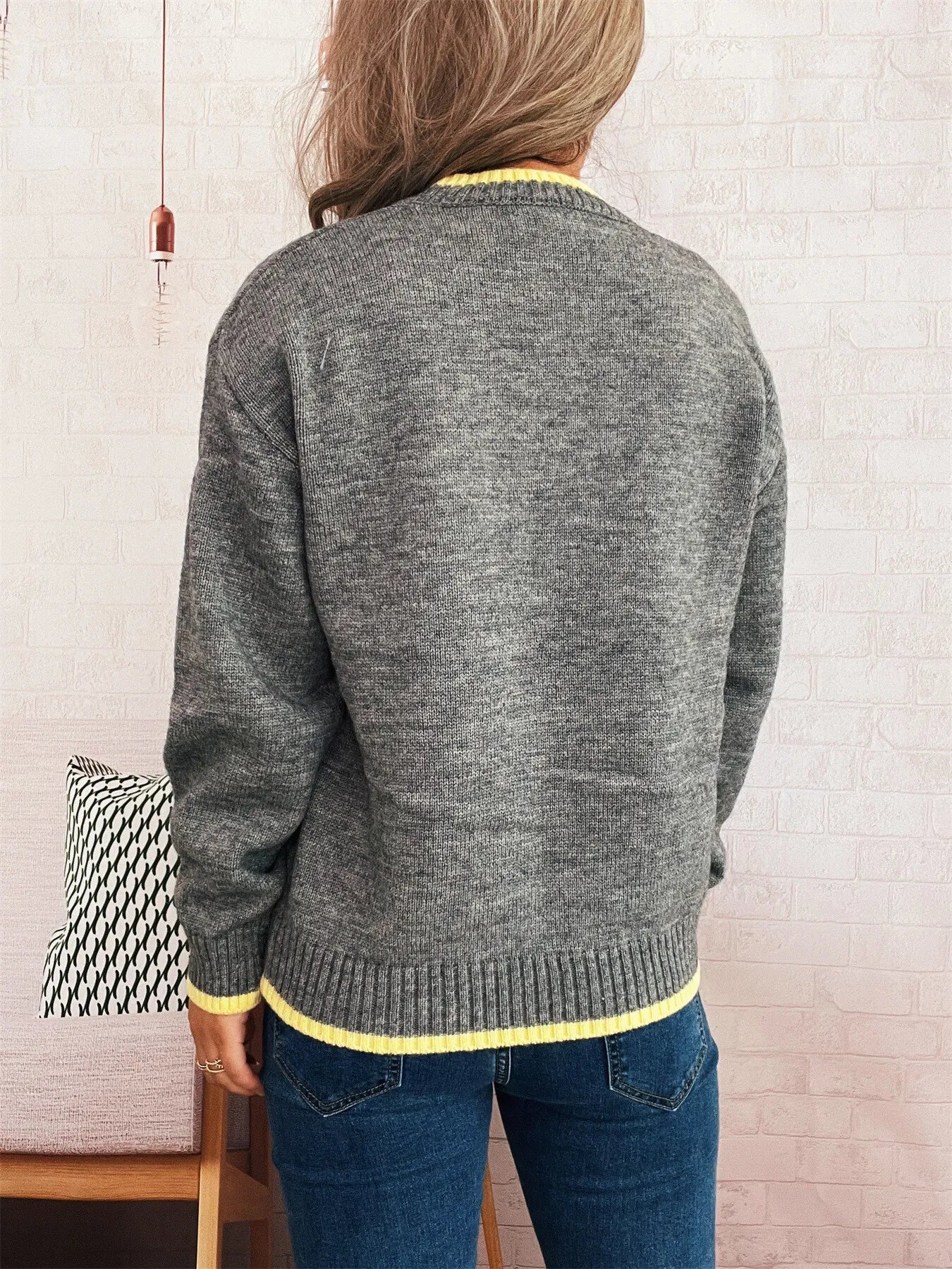 Ribbed Contrast Trim Long Sleeve Sweater-Nordavory