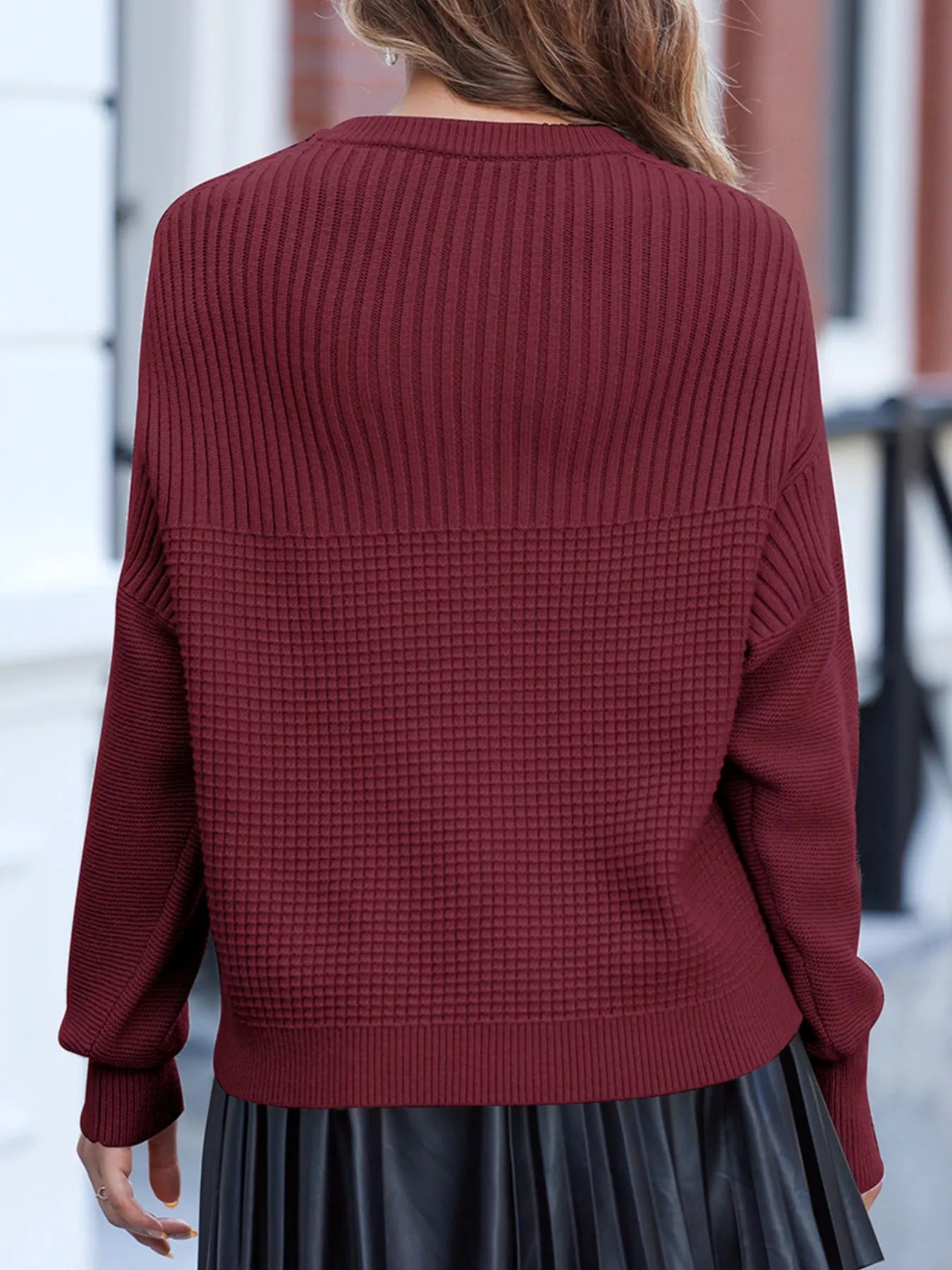 Solid Color Mixed Textured Knitted Crew Neck Sweater-Nordavory
