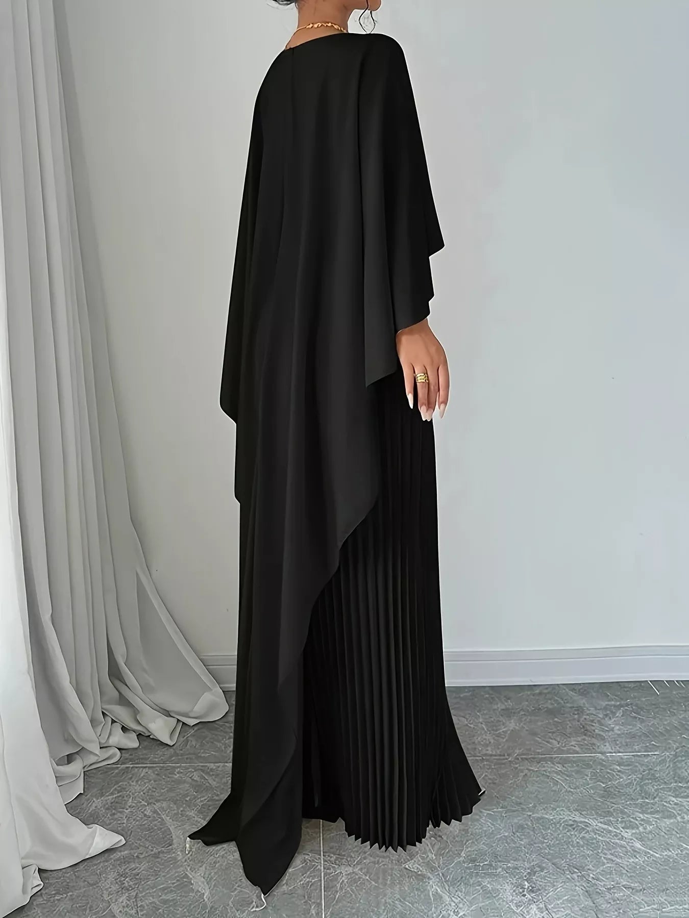 Cape Pleated Maxi Dress-Nordavory