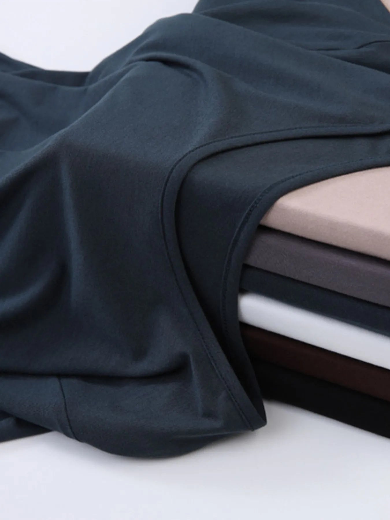 Round Neck Short Sleeve T-Shirt-Nordavory