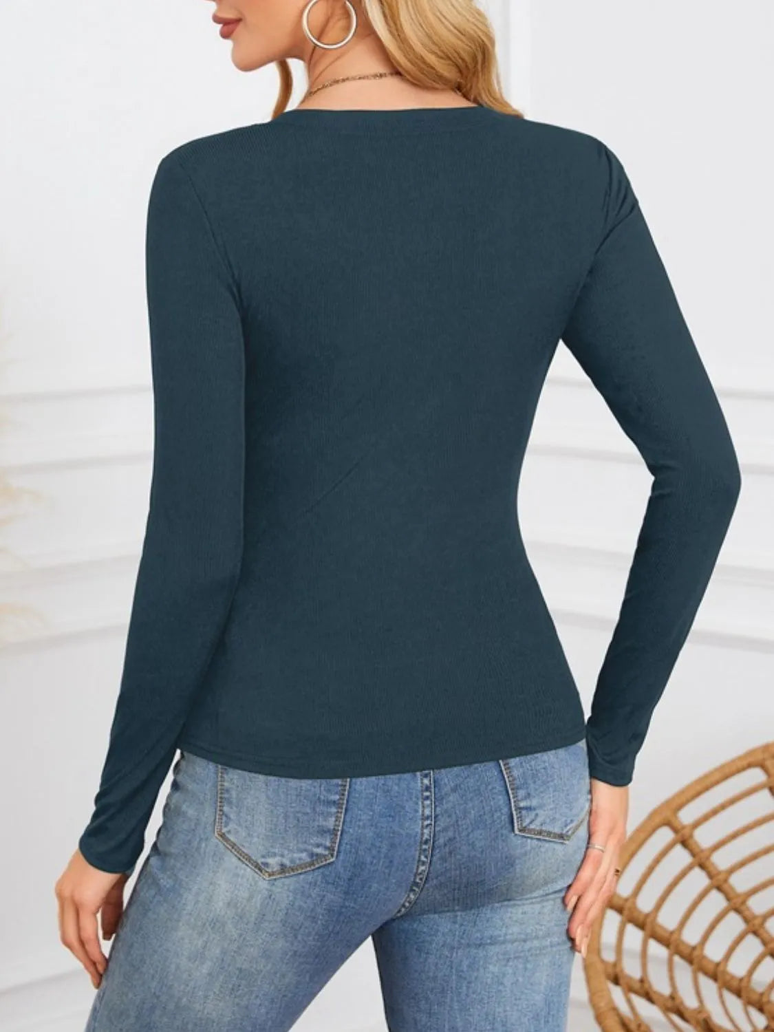 Notched Long Sleeve T-Shirt-Nordavory
