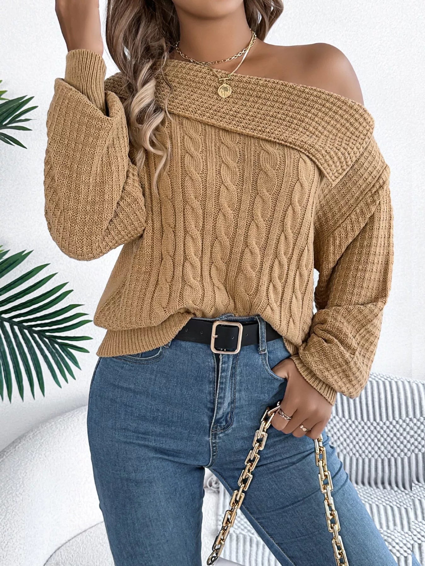 Off-Shoulder Cable Knit Sweater-Nordavory