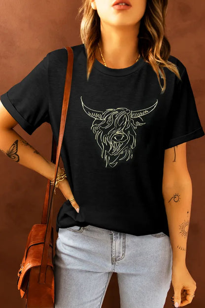 Bull Head Embroidered Round Neck T Shirt-Nordavory