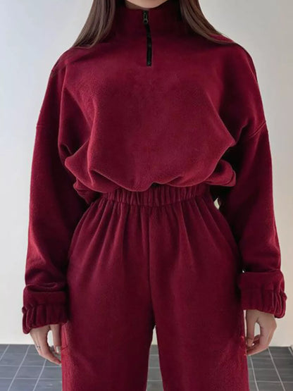 Quarter Zip Sweatshirt and Pants Set-Nordavory