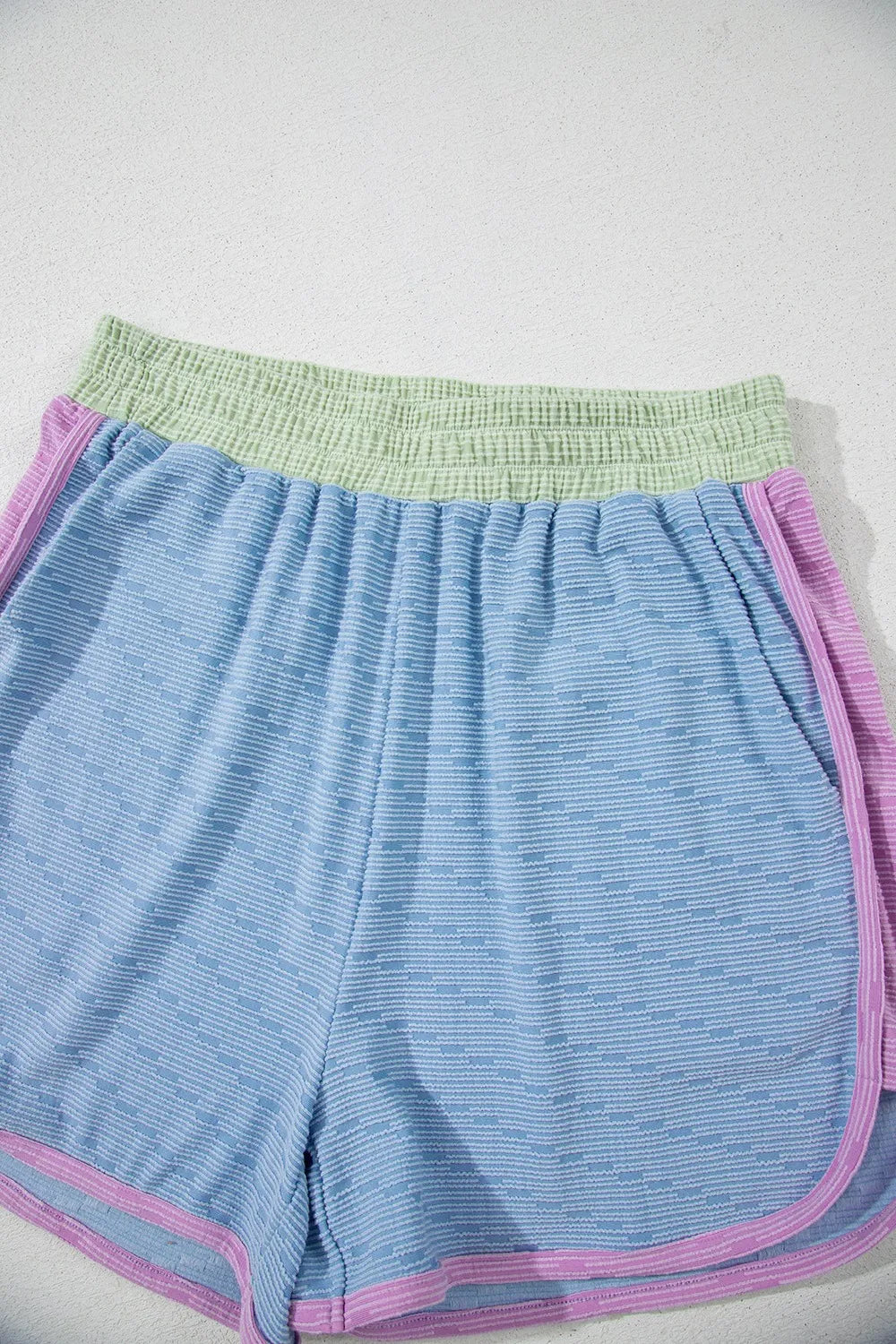 Contrast Round Neck Top and Shorts Set-Nordavory