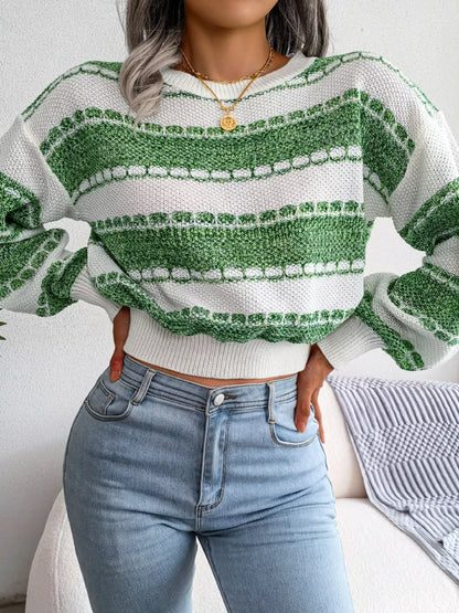 Color Block Round Neck Cropped Sweater-Nordavory