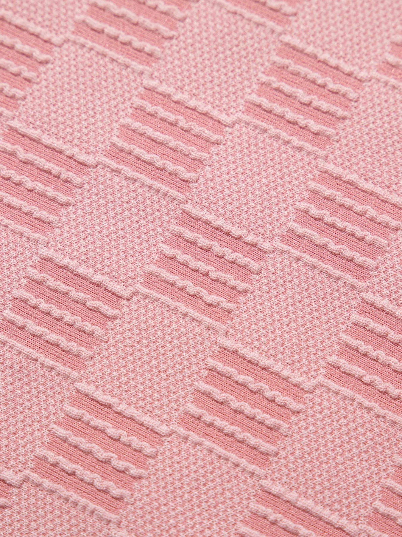 Checkered Textured Round Neck T-Shirt-Nordavory