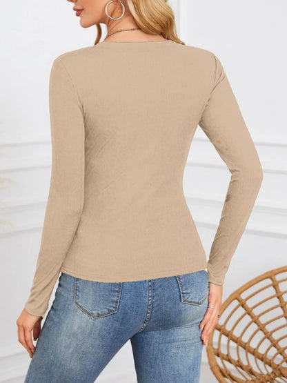 Notched Long Sleeve T-Shirt-Nordavory