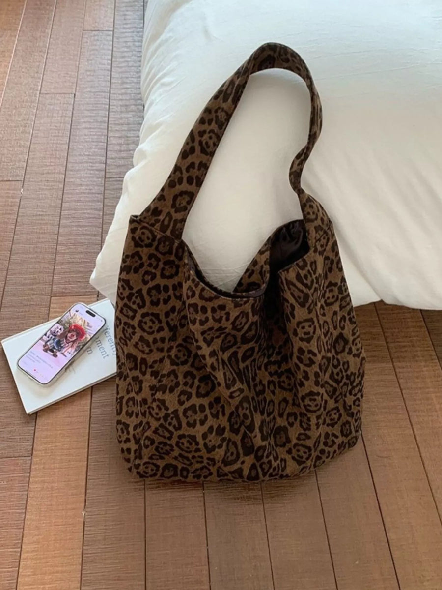 Chic Shoulder Bag for Casual Style-Nordavory