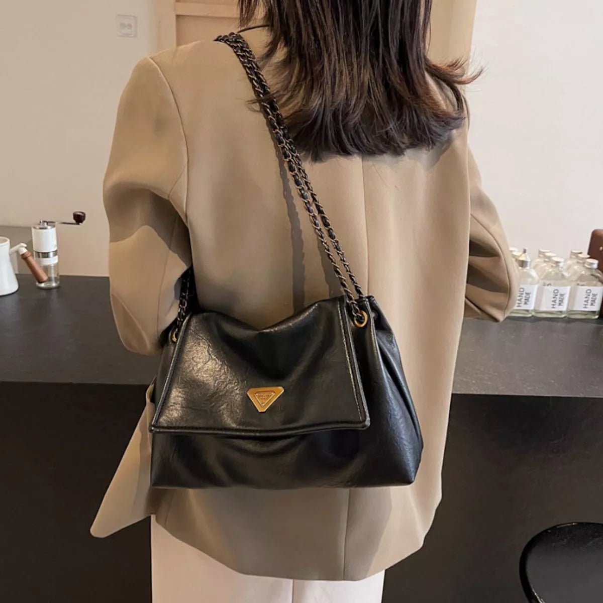 Chain Strap Shoulder Bag-Nordavory