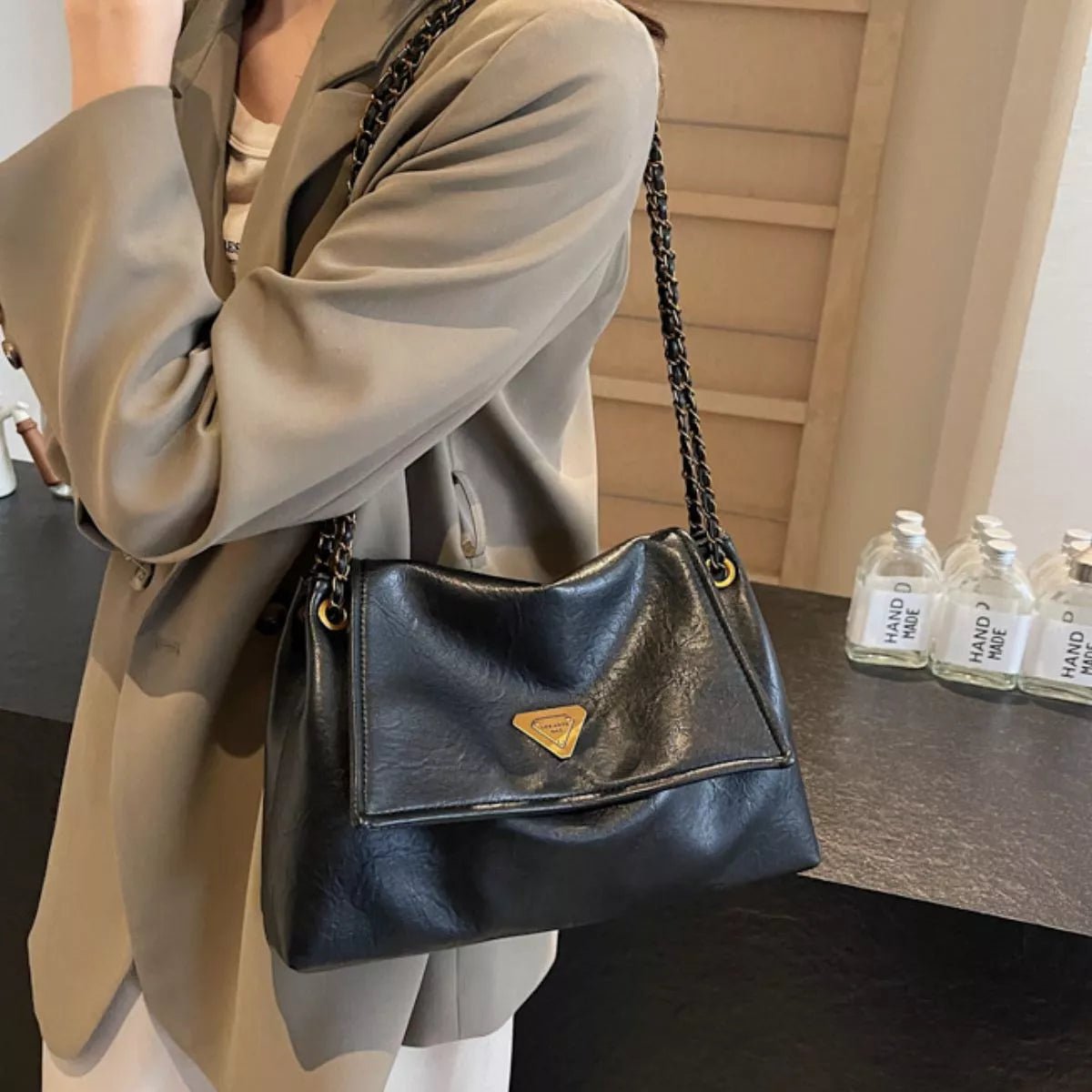 Chain Strap Shoulder Bag-Nordavory