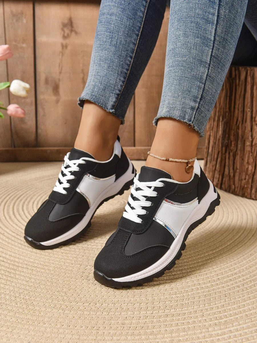 Contrast Lace Up Sneakers-Nordavory
