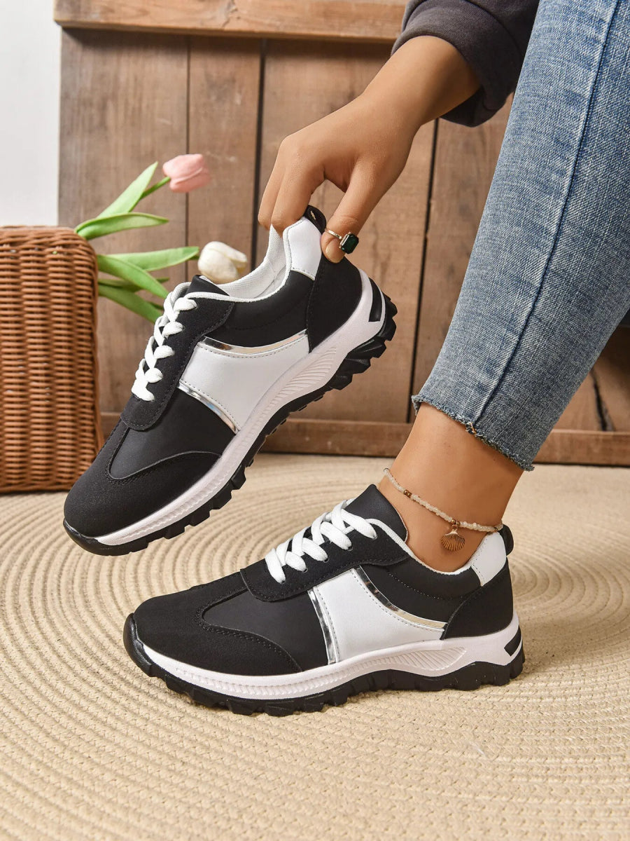 Contrast Lace Up Sneakers-Nordavory