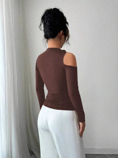Cutout One-Shoulder Long Sleeve T-Shirt-Nordavory