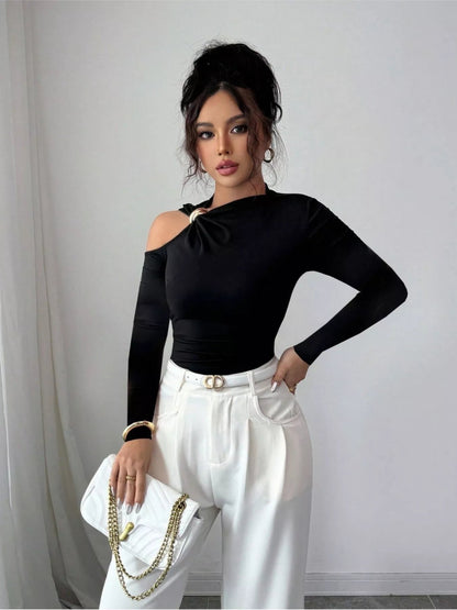 Cutout One-Shoulder Long Sleeve T-Shirt-Nordavory