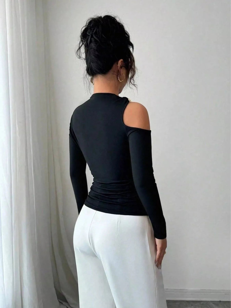 Cutout One-Shoulder Long Sleeve T-Shirt-Nordavory
