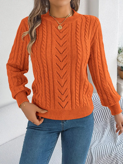 Cable-Knit Round Neck Sweater-Nordavory