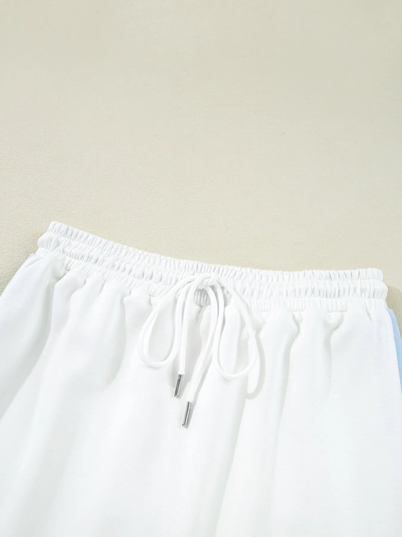 Contrast Trim Top and Mini Skirt Set-Nordavory
