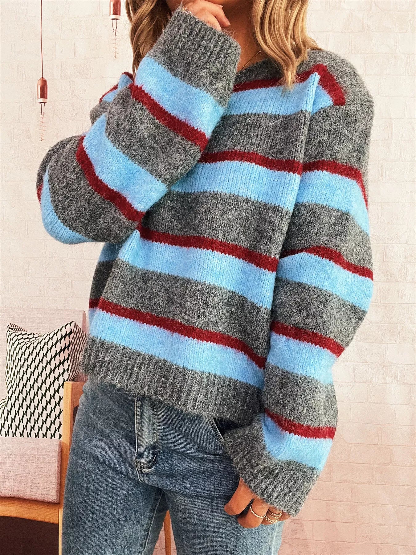 Striped Round Neck Long Sleeve Sweater-Nordavory