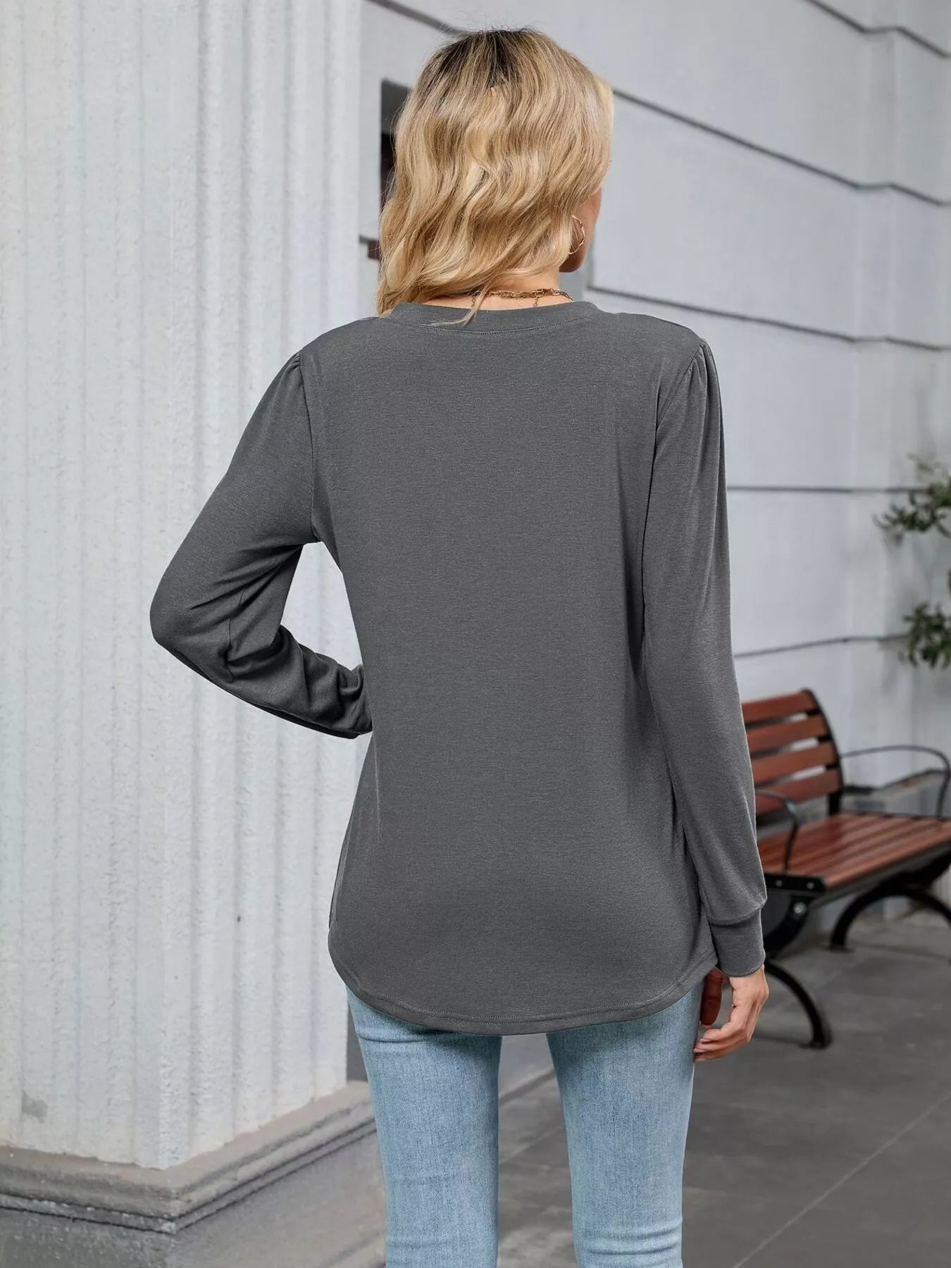V-Neck Long Sleeve Relaxed Fit T-Shirt-Nordavory