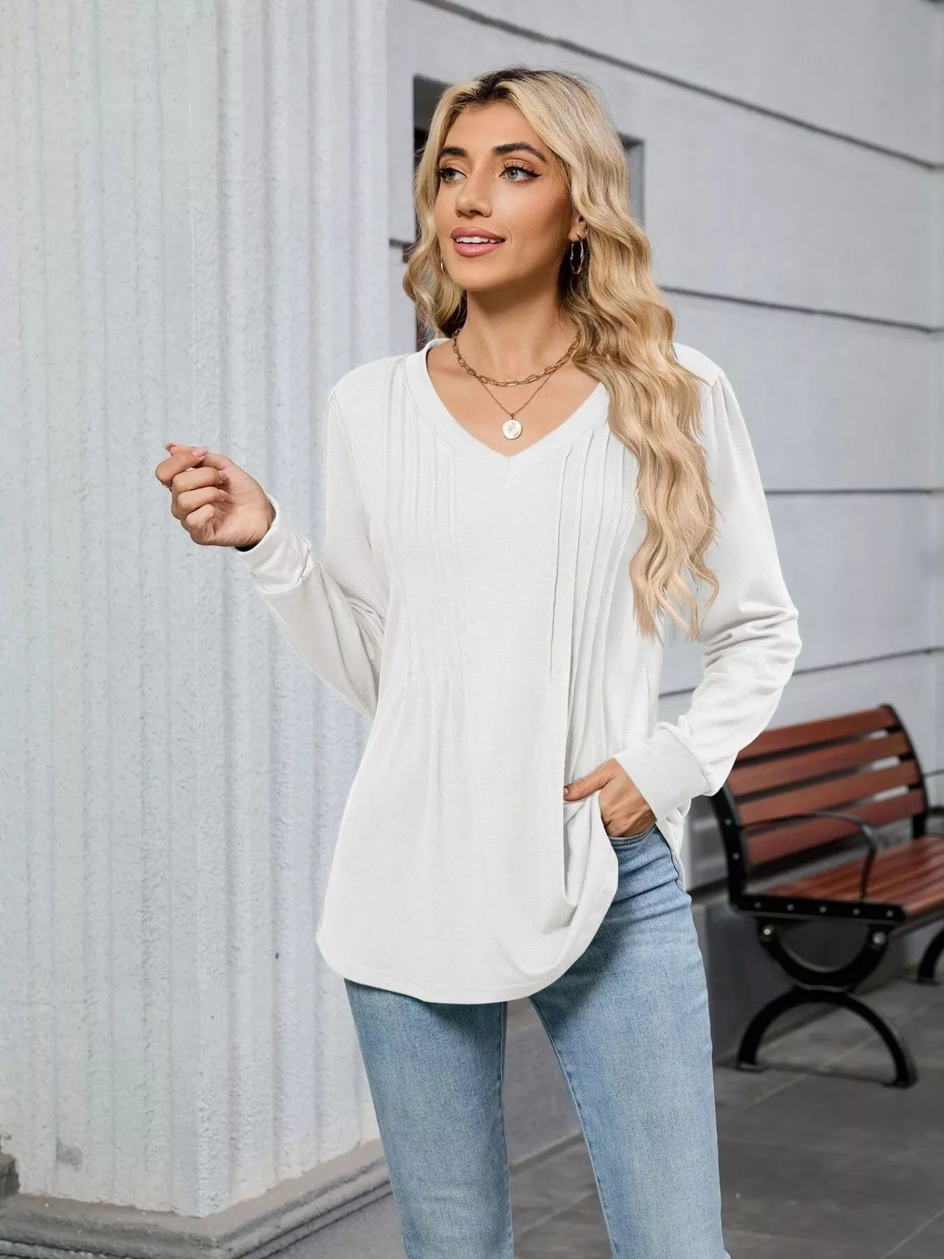 V-Neck Long Sleeve Relaxed Fit T-Shirt-Nordavory