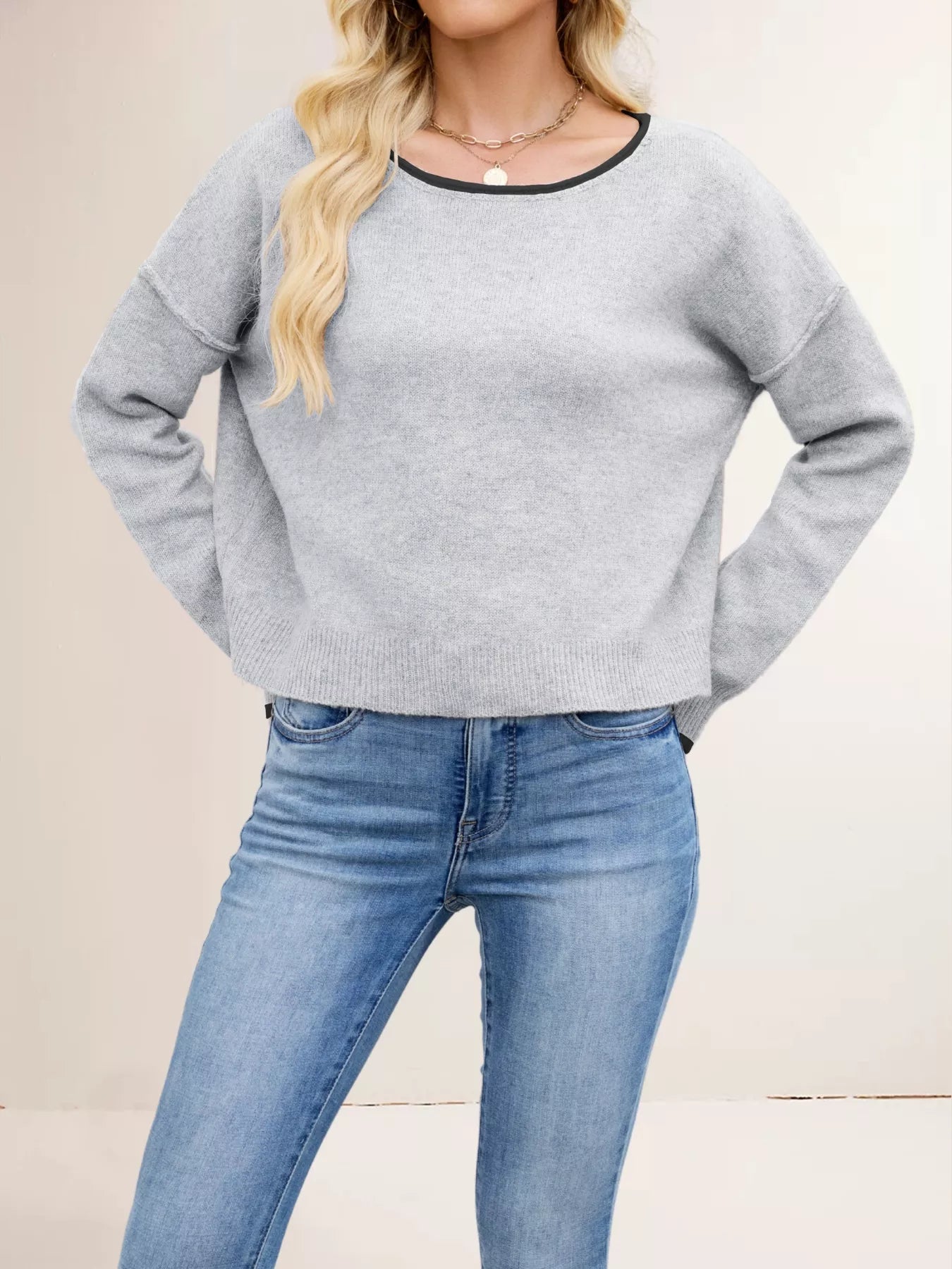 Round Neck Dropped Shoulder Sweater-Nordavory