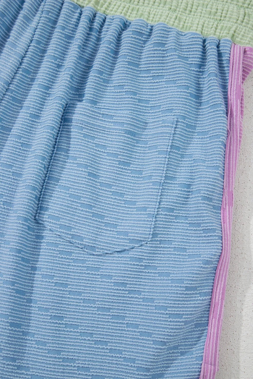 Contrast Round Neck Top and Shorts Set-Nordavory