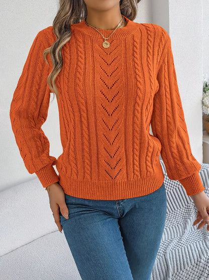 Cable-Knit Round Neck Sweater-Nordavory