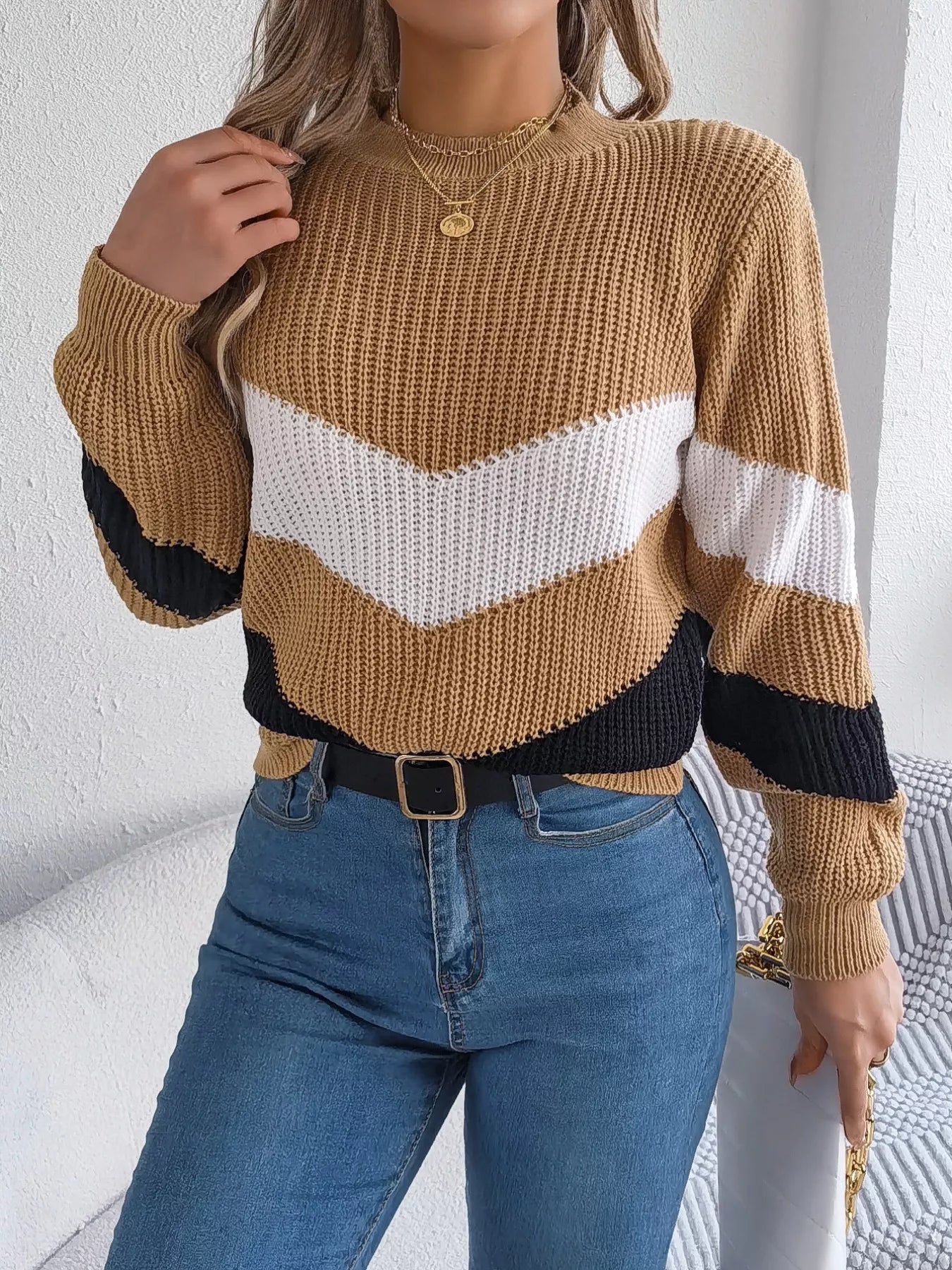 Chevron Stripe Color Block Round Neck Sweater-Nordavory
