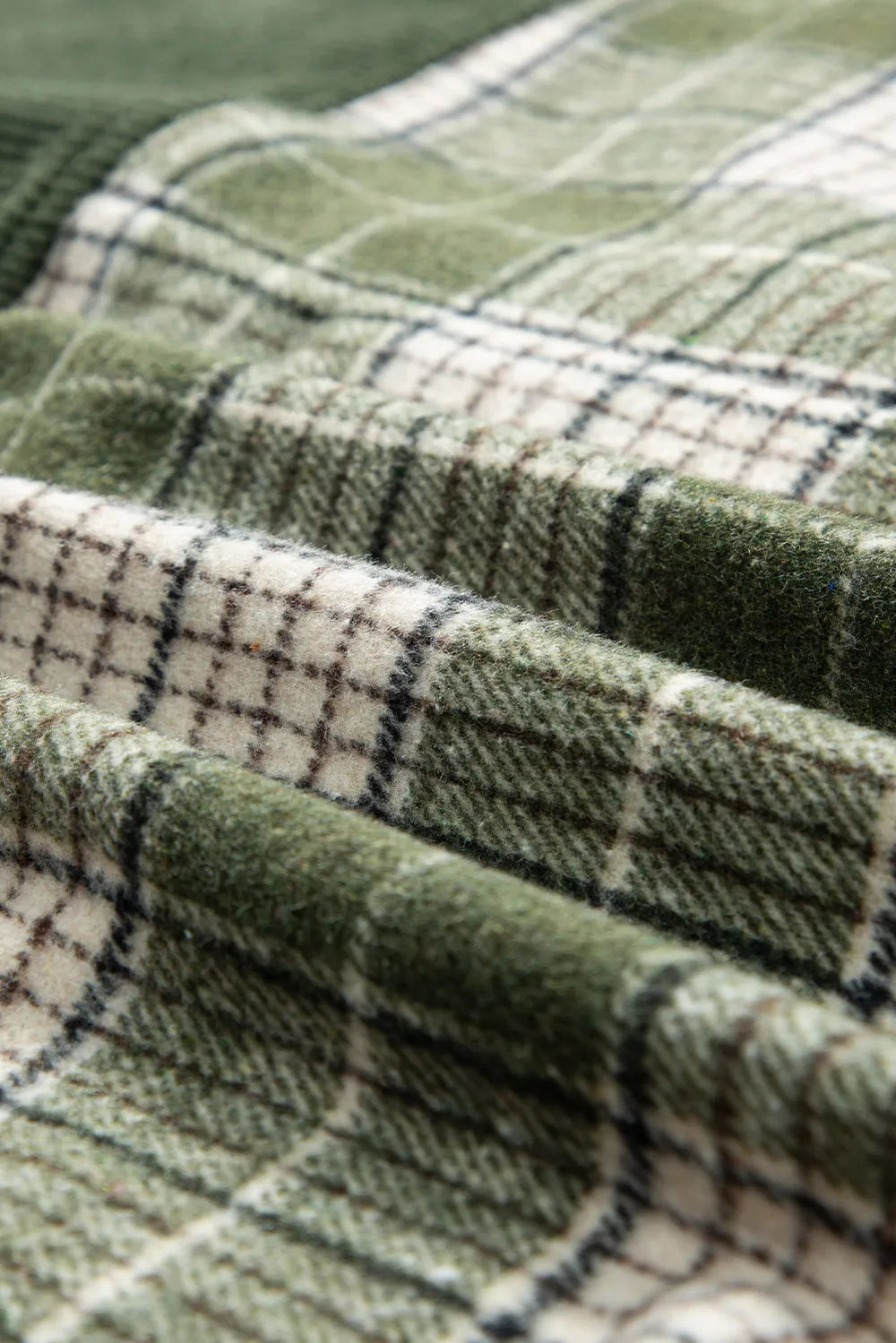 Snap Down Collared Neck Plaid Shacket-Nordavory