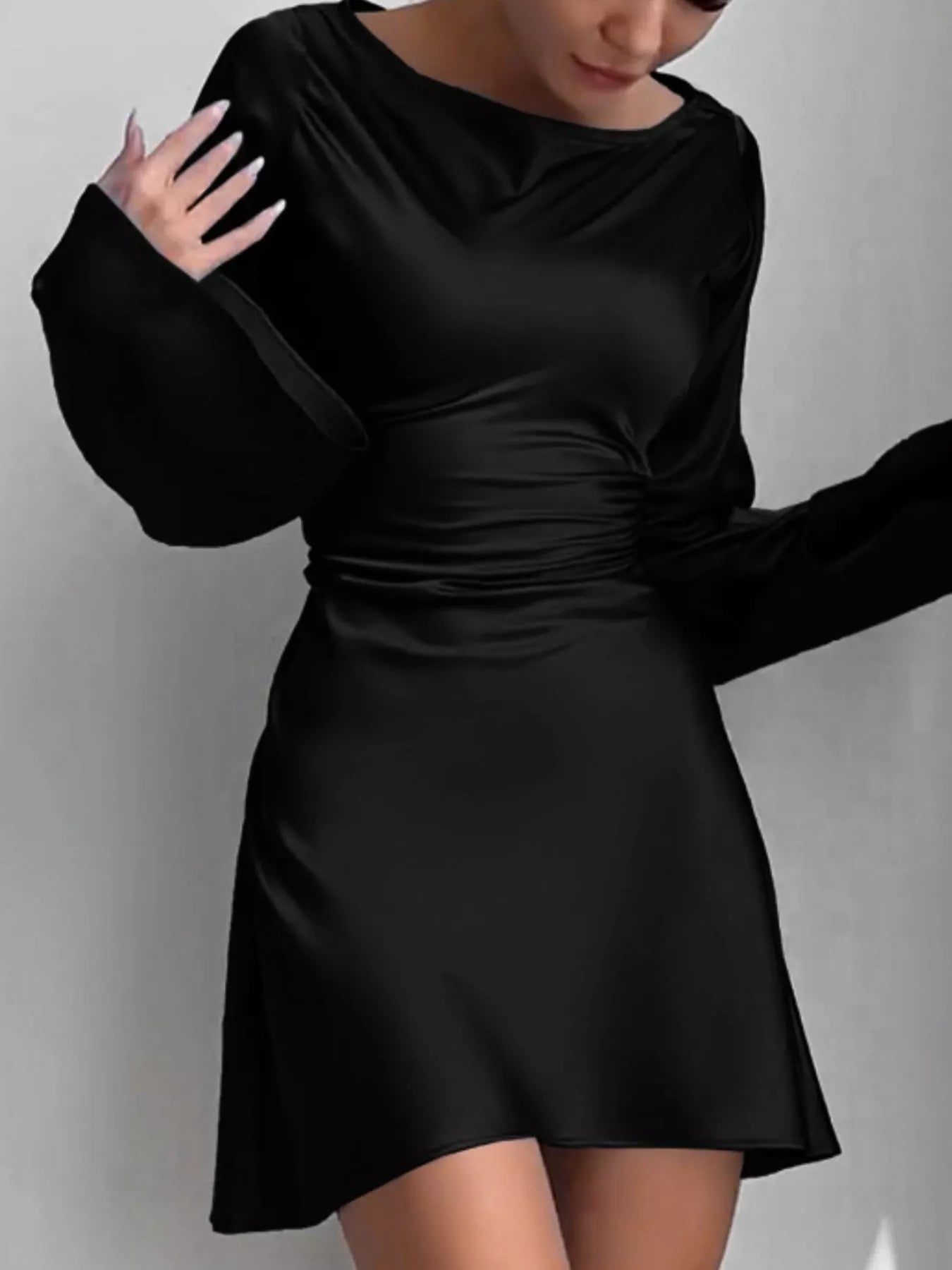 Elegant Mini Dress with Fare Sleeves-Nordavory