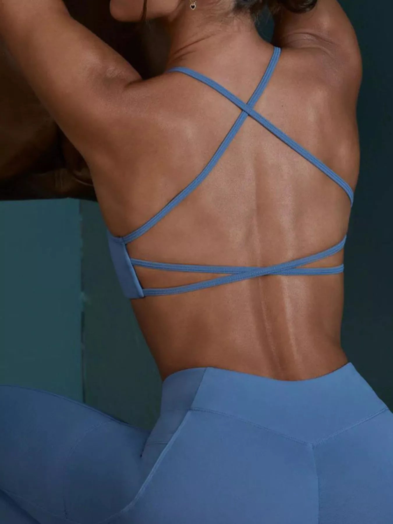 Seamless Cross-Waist Cami and Leggings Active Set – image 8