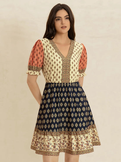 Printed V-Neck Short Sleeve Dress-Nordavory