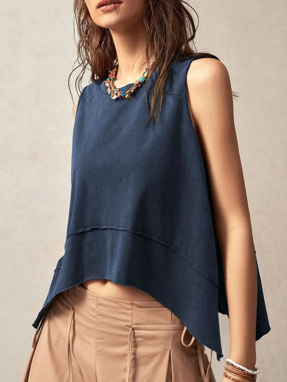 Exposed Seam Side Slit Round Neck Tank-Nordavory