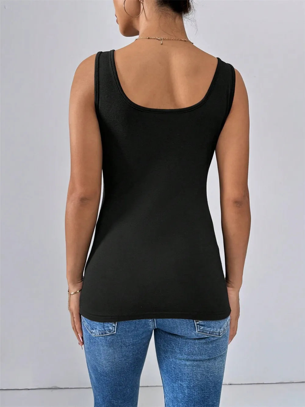 Scoop Neck Wide Strap Tank-Nordavory