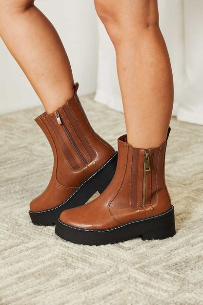 Forever Link Side Zip Platform Boots-Nordavory