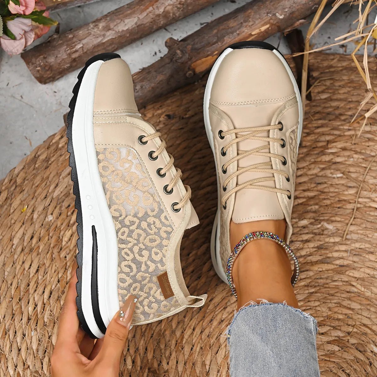 Lace-Up Platform Sneakers-Nordavory