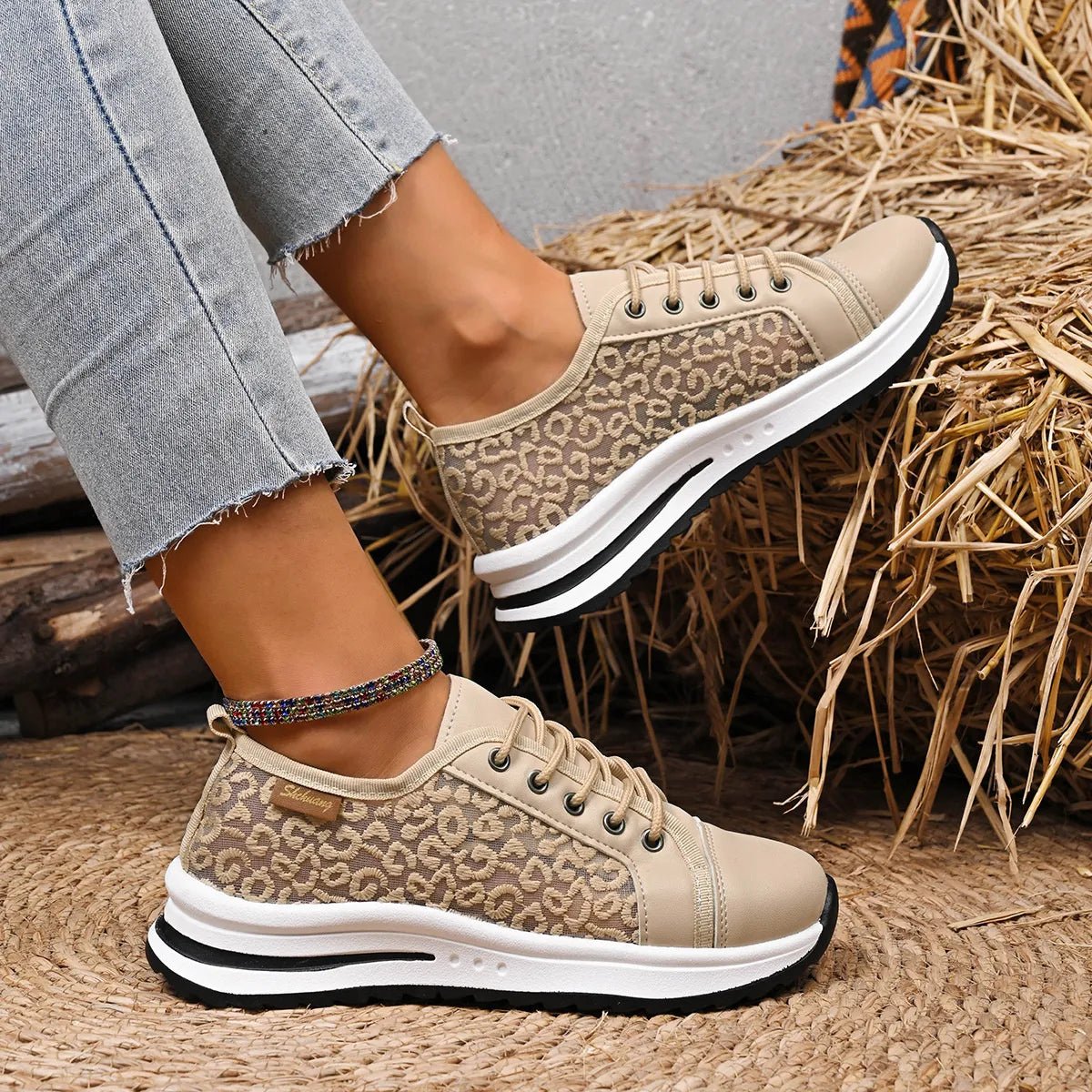 Lace-Up Platform Sneakers-Nordavory