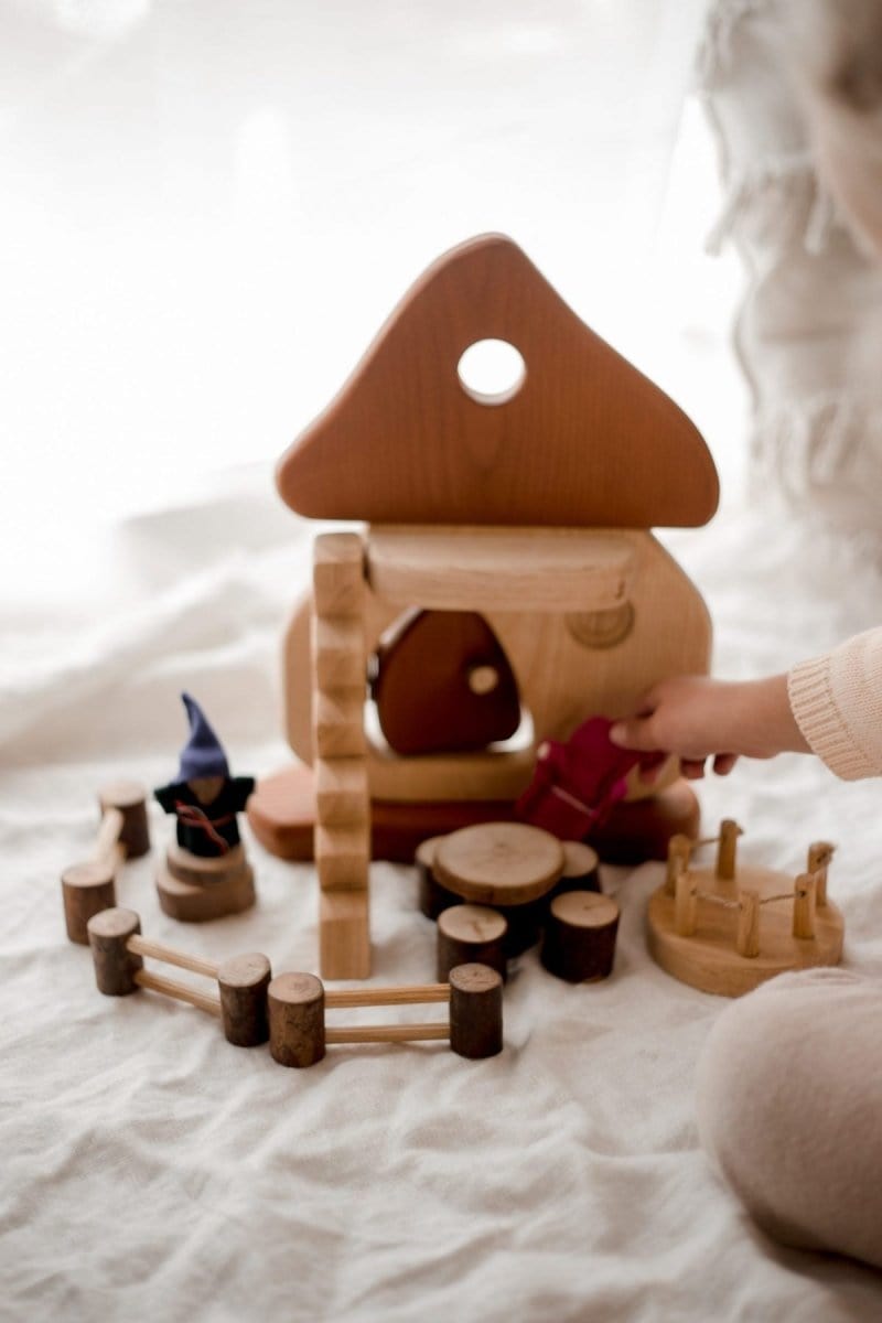QToys Australia (USA) Natural Mushroom House Toys nordavory