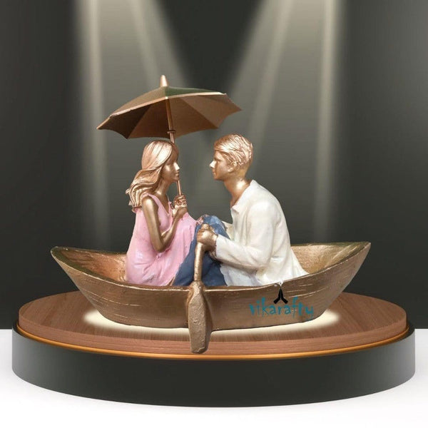 Romantic Boat Couple Showpiece Statue for Home Decor Living Room Gifts nordavory