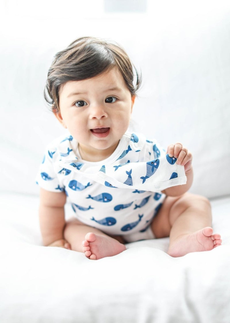 Smart Short Sleeve Baby Bodysuit + Bib - Blue Whale - Nordavory
