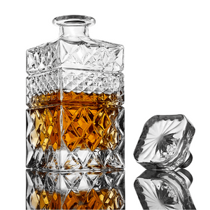 The Whiskey Decanter Gift Set - Nordavory