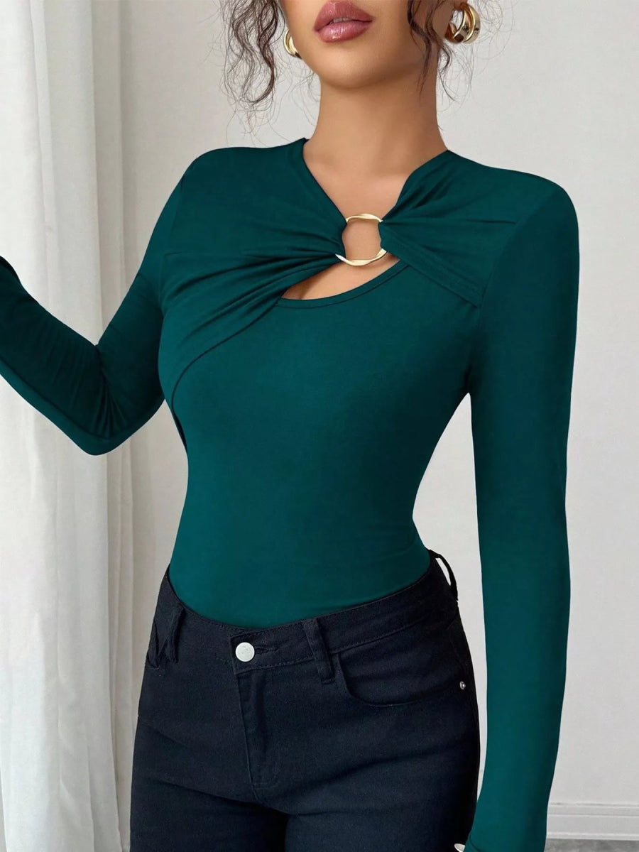 Twist Front Ring Detail Long Sleeve T-Shirt-Nordavory