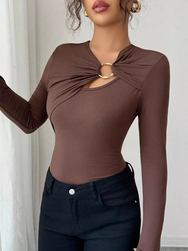 Twist Front Ring Detail Long Sleeve T-Shirt-Nordavory